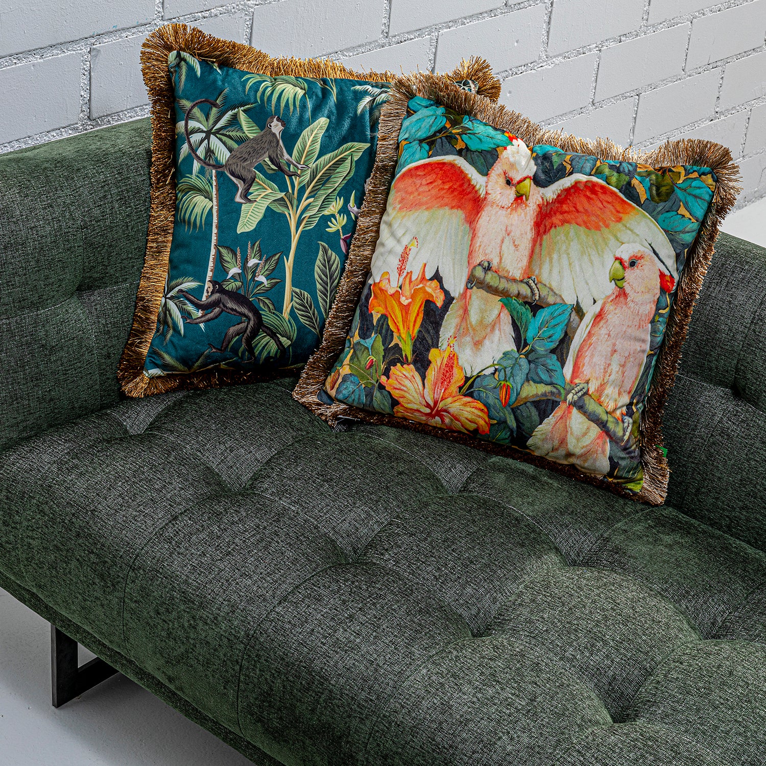 Kare - Cushion Parrots Life 45x45cm