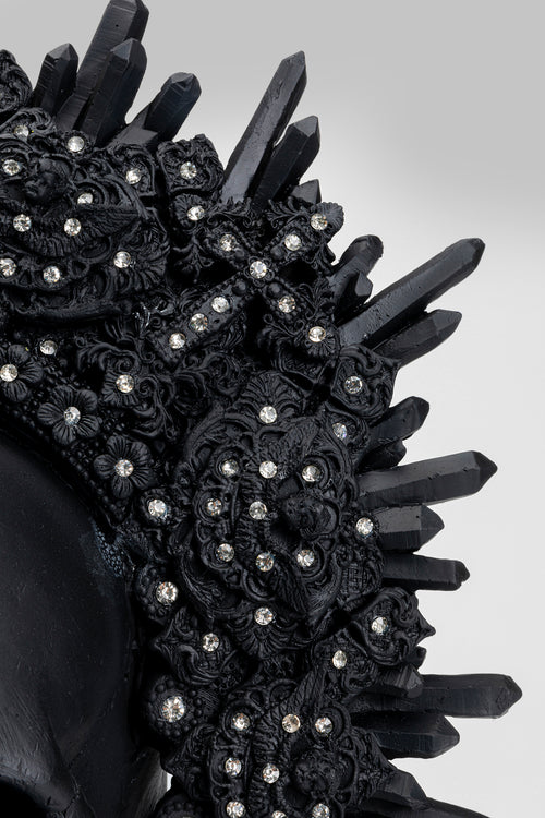 Kare - Deco Object King Skull Black 49cm