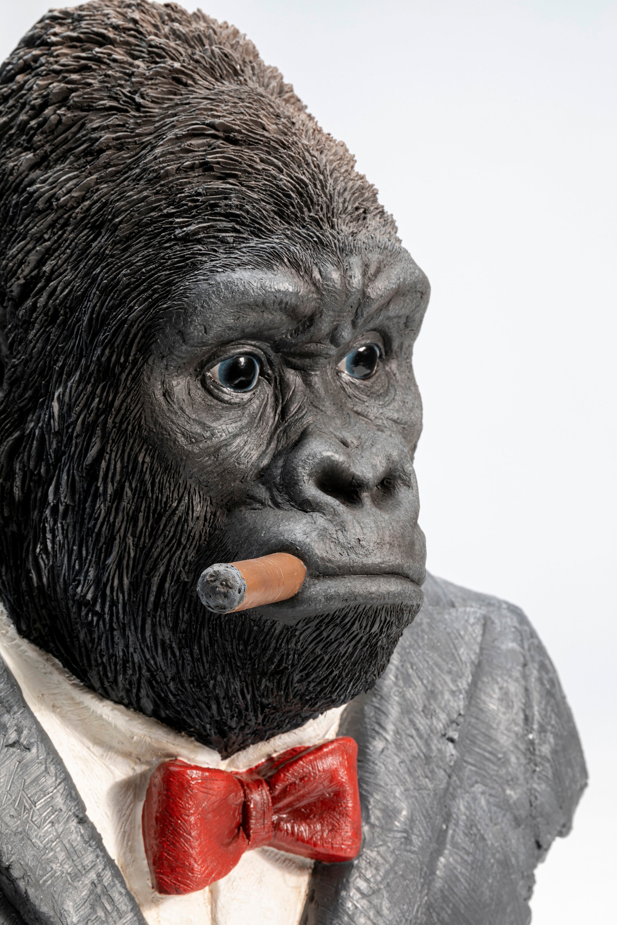 Kare - Deco Object Smoking Gorilla 48cm
