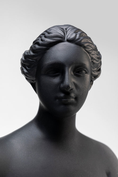 Kare - Deco Figurine Classic Beauty 48cm