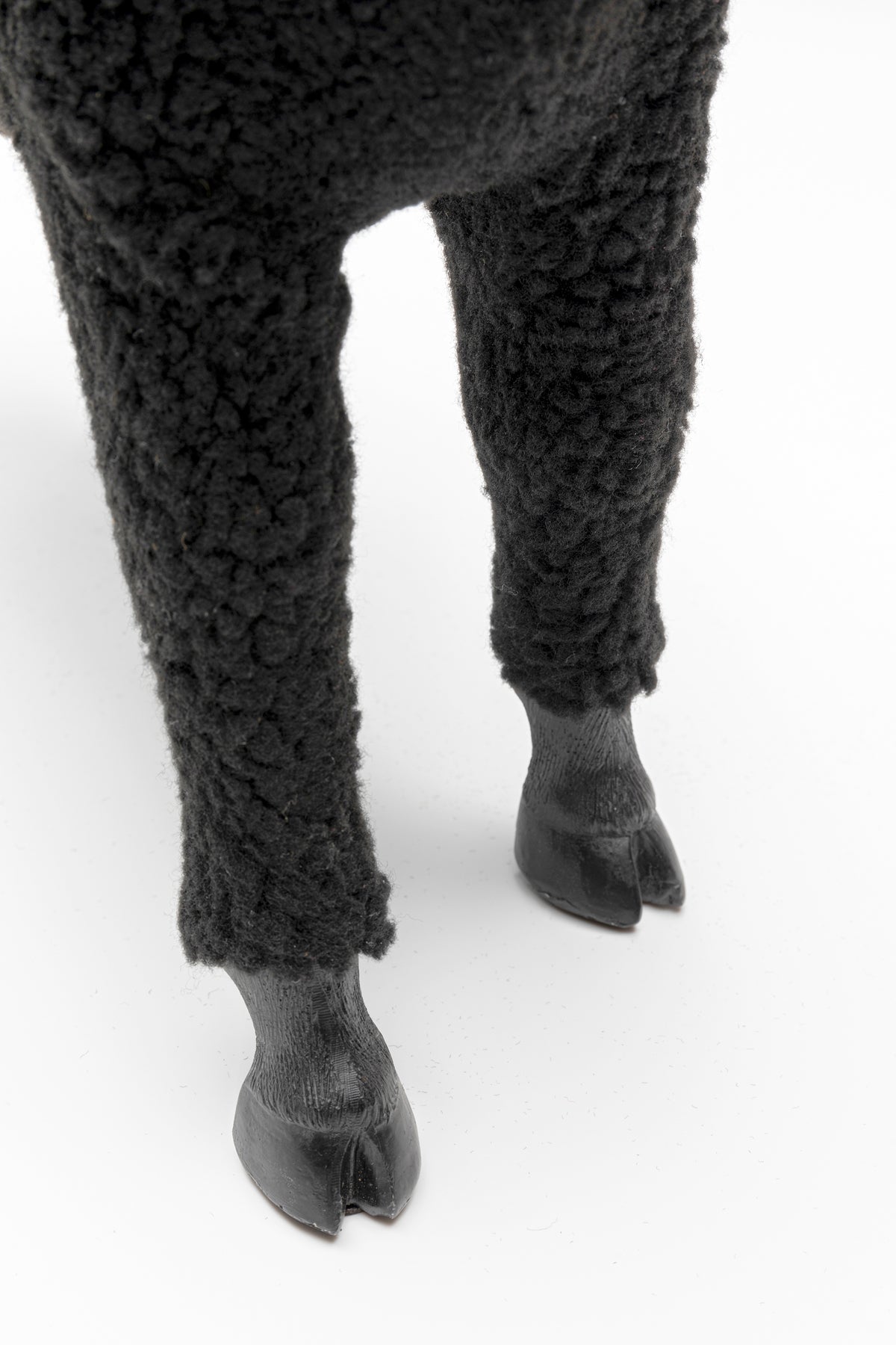 Kare - Deco Figurine Happy Sheep Wool Black 3