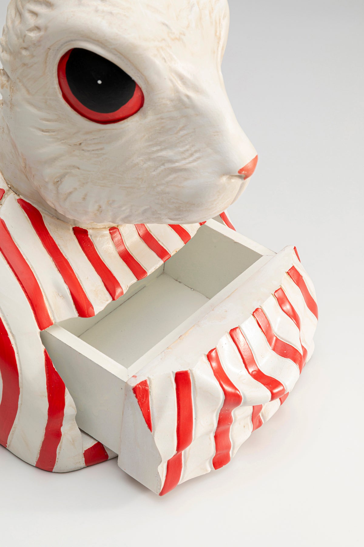 Kare - Deco Figurine Coach Bunny 47cm