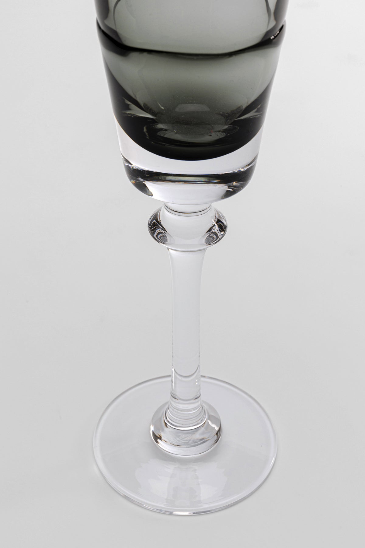 Kare - Champagne Glass Mimi Grey 24cm