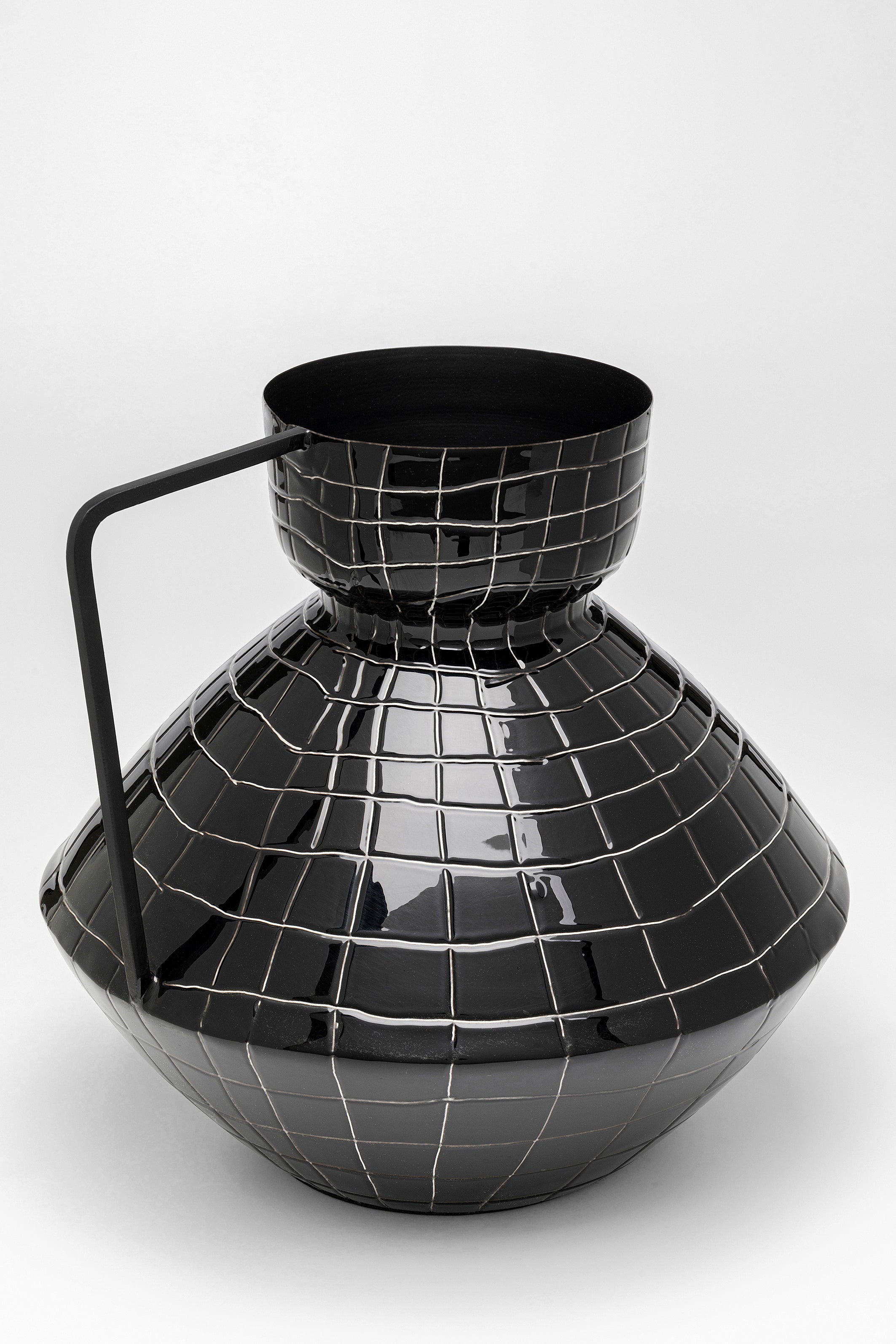 Kare - Vase Black Mesh Handle 29cm