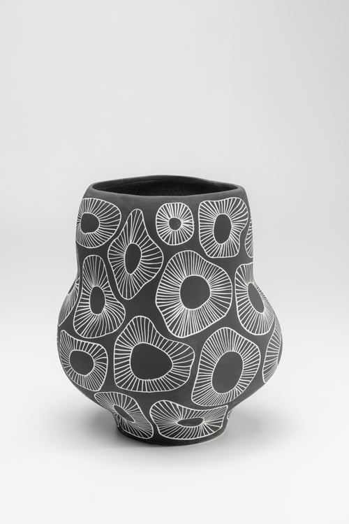 Kare - Vase Anemone Grey 33cm