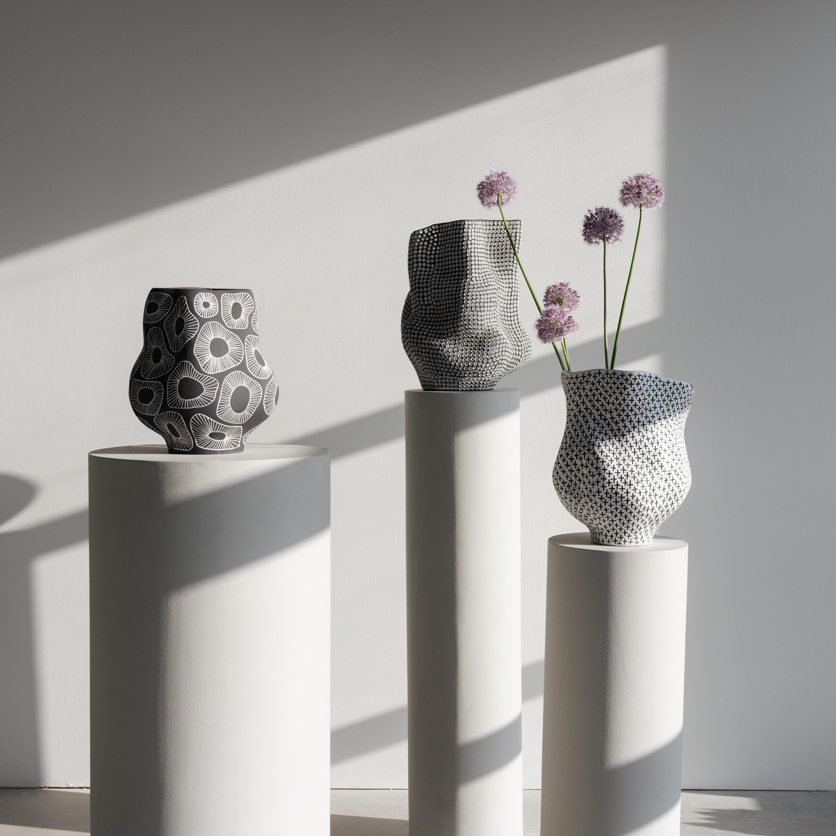 Kare - Vase Anemone 35cm