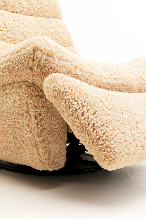 Kare - Relax Armchair Teddy Blush