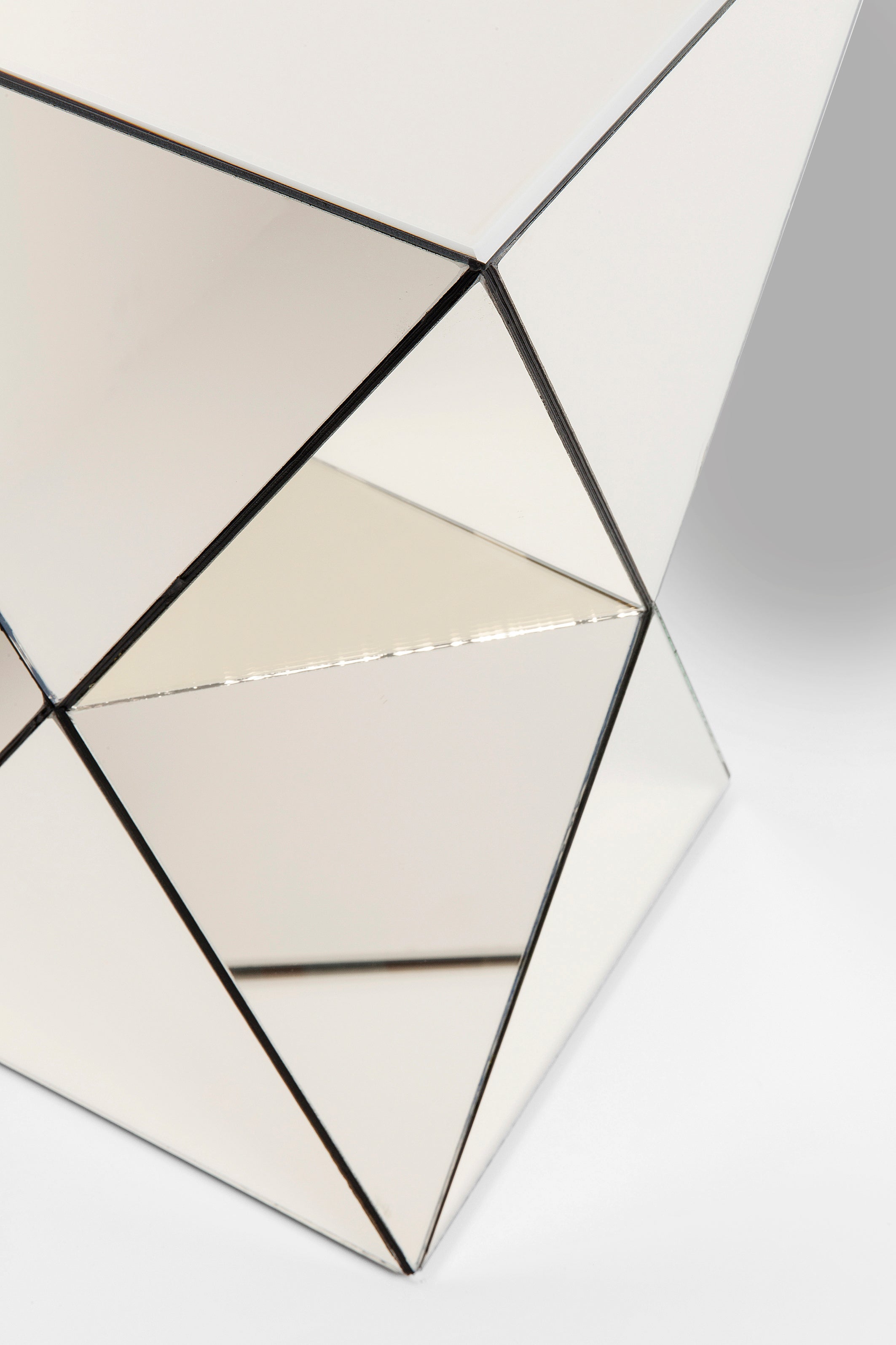 Kare - Side Table Luxury Triangle Pearl 32x32