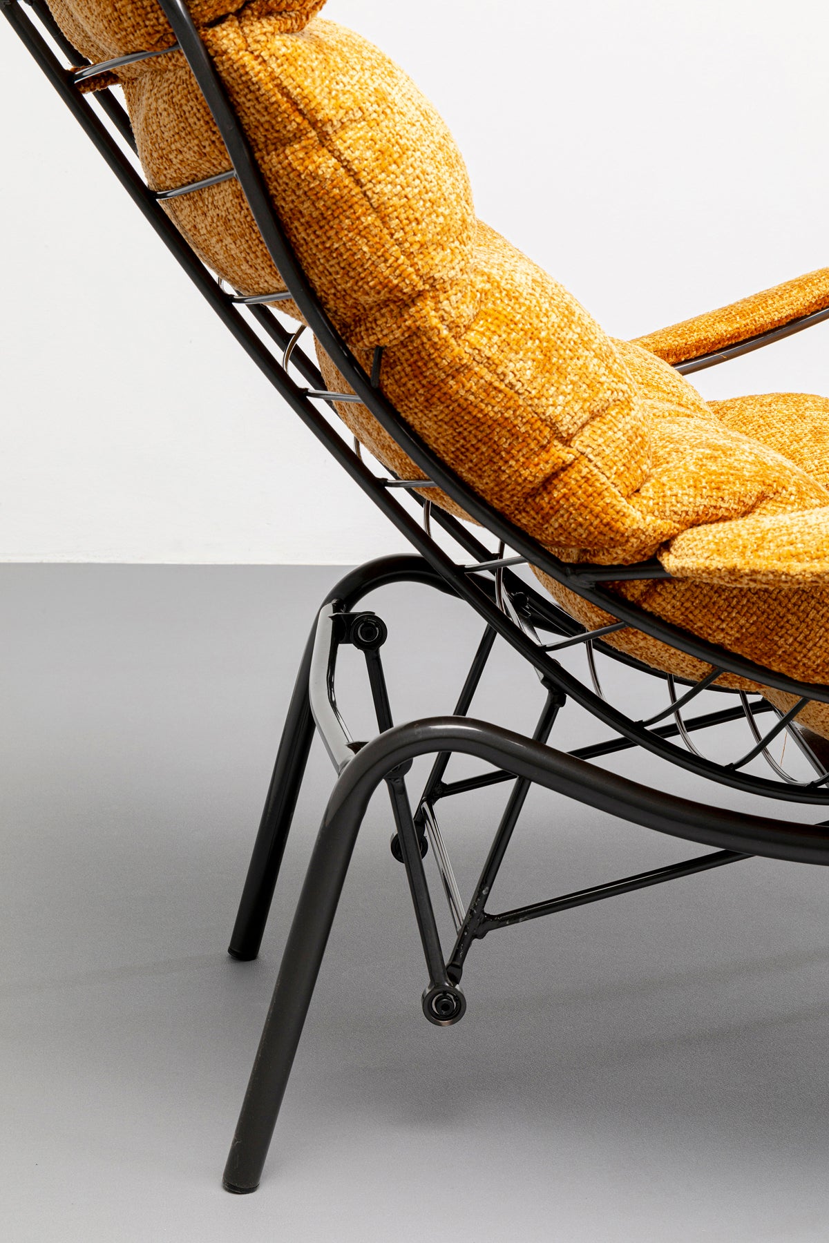 Kare - Armchair + Stool Vienna Swing Yellow