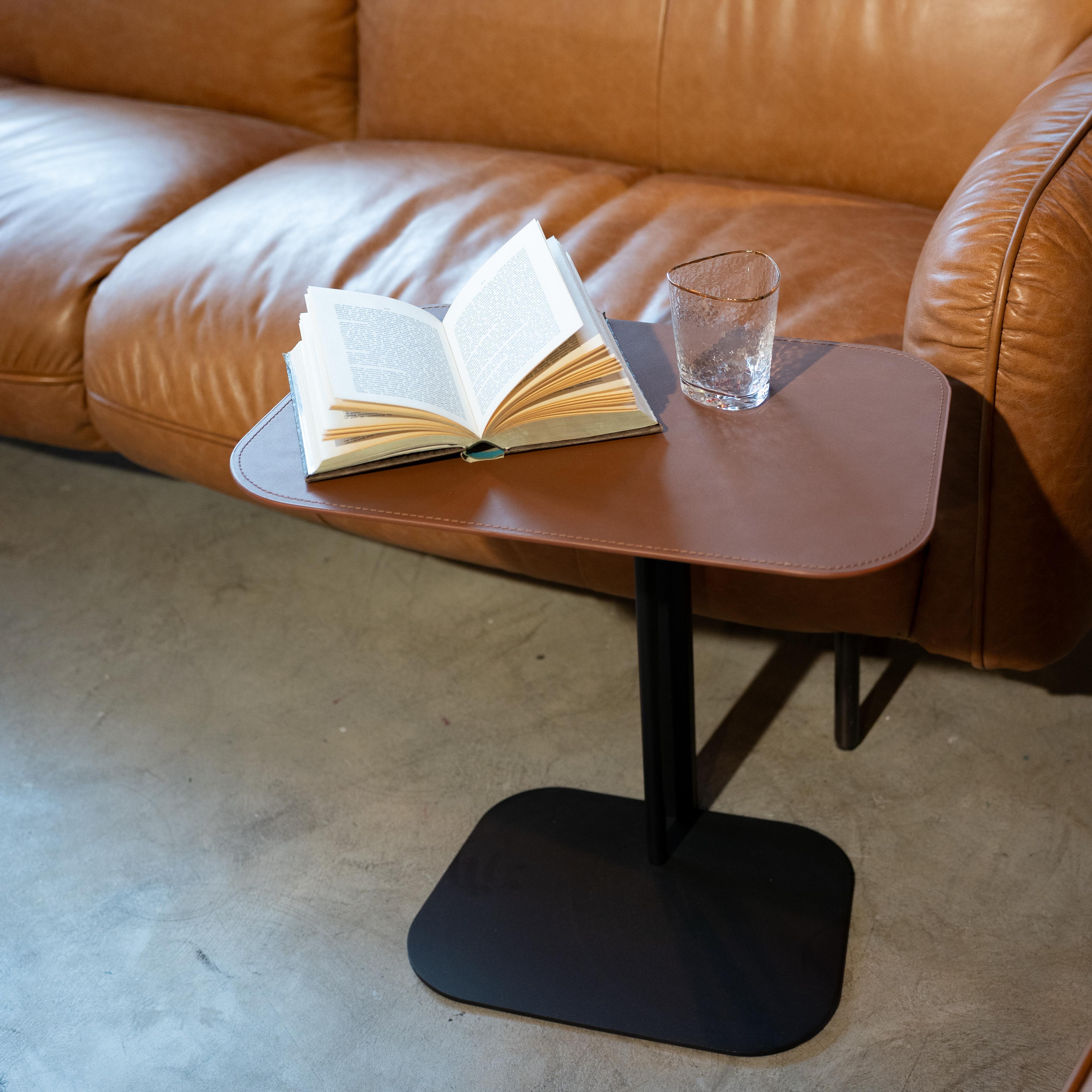 Kare - Side Table Hedi 61x39cm