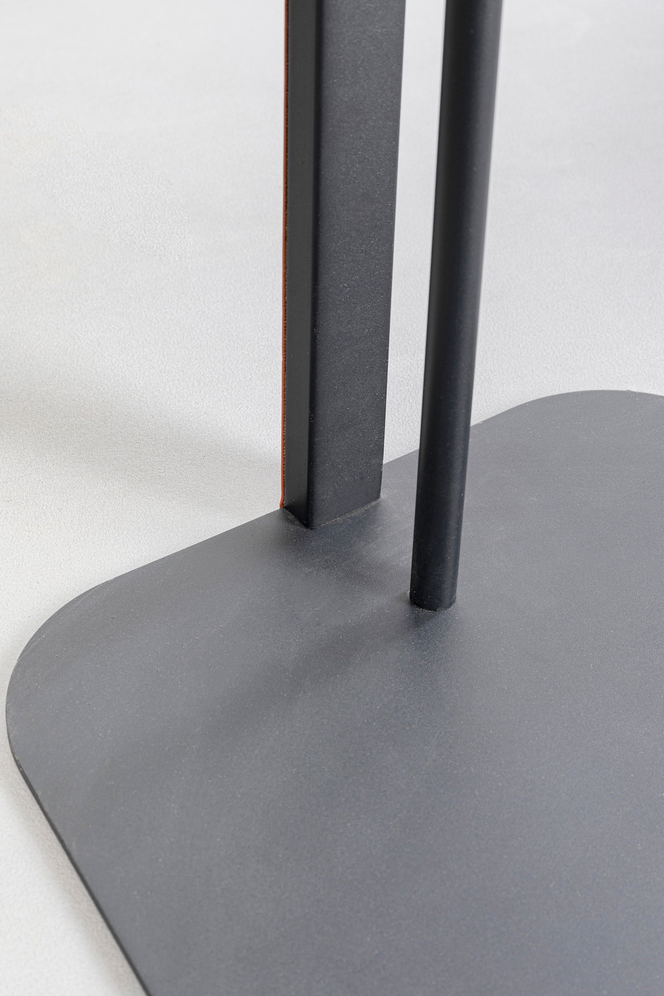 Kare - Side Table Hedi 61x39cm
