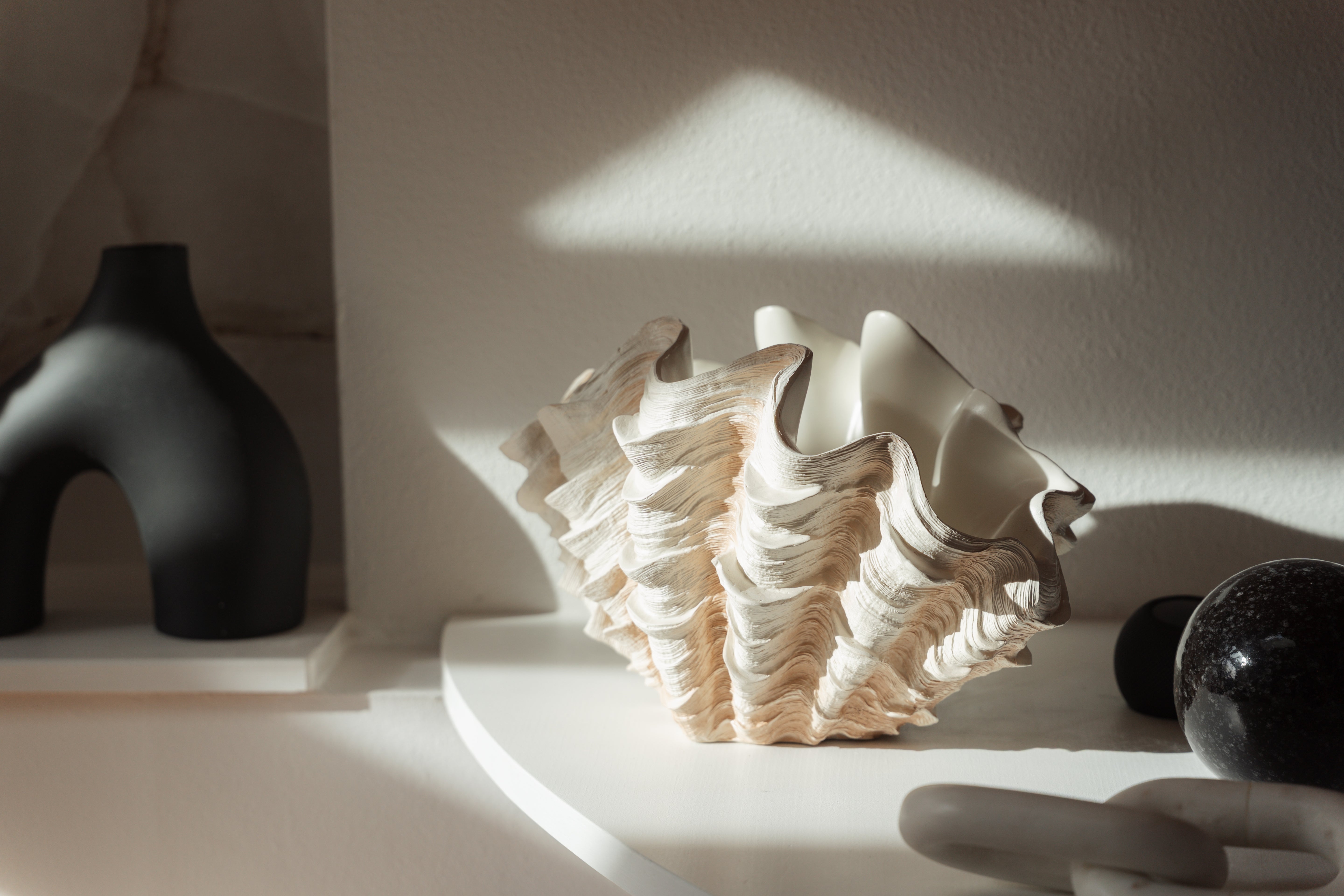 Kare - Deco Vase Concha 29cm