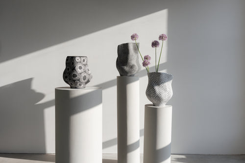 Kare - Deco Vase Anemone Black 43cm