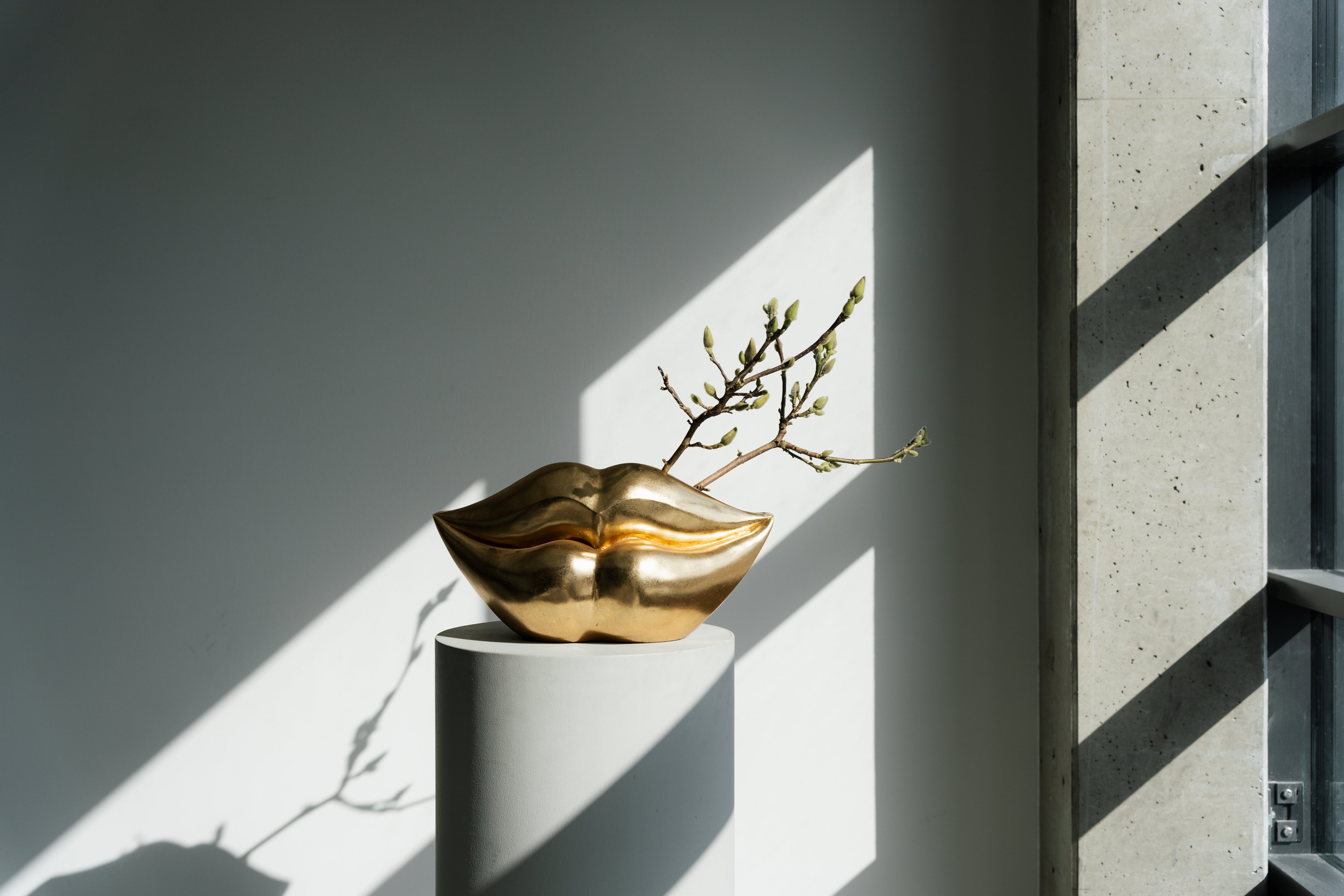 Kare - Vase Lips Gold 30cm