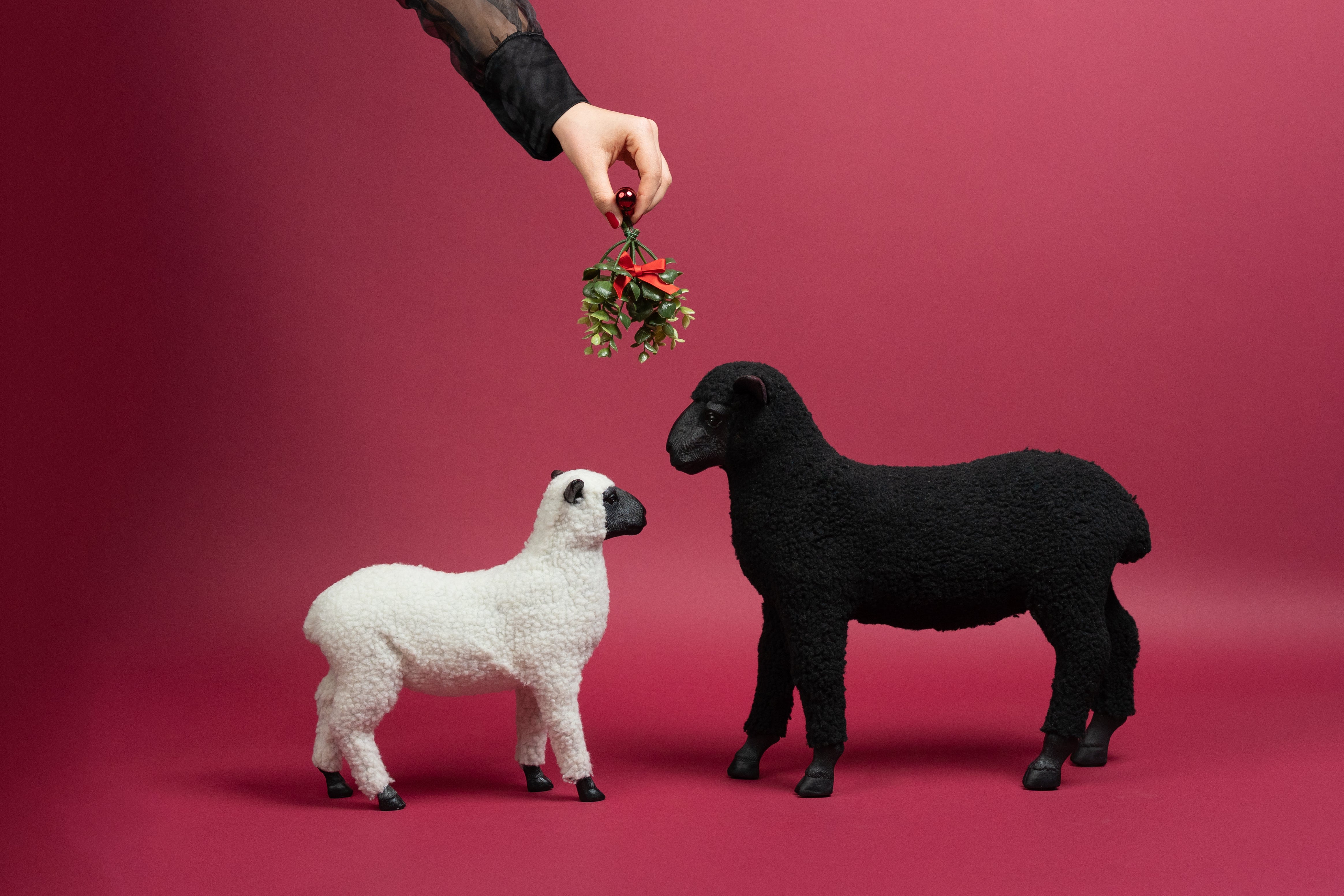 Kare - Deco Figurine Happy Sheep Wool Black 3